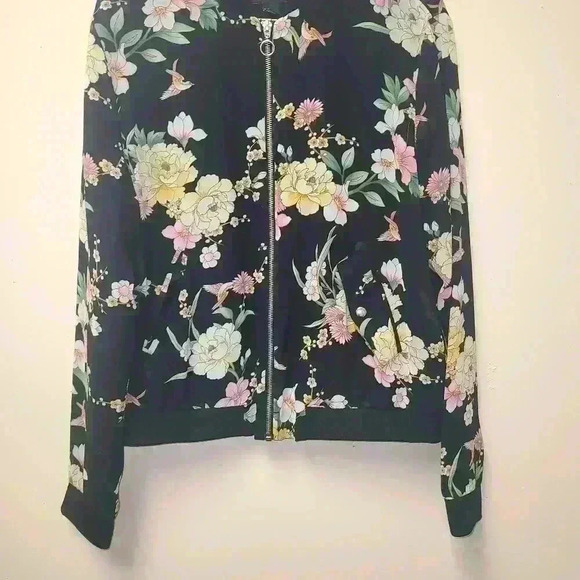 Forever 21 floral bomber jacket preowned - Picture 4 of 6